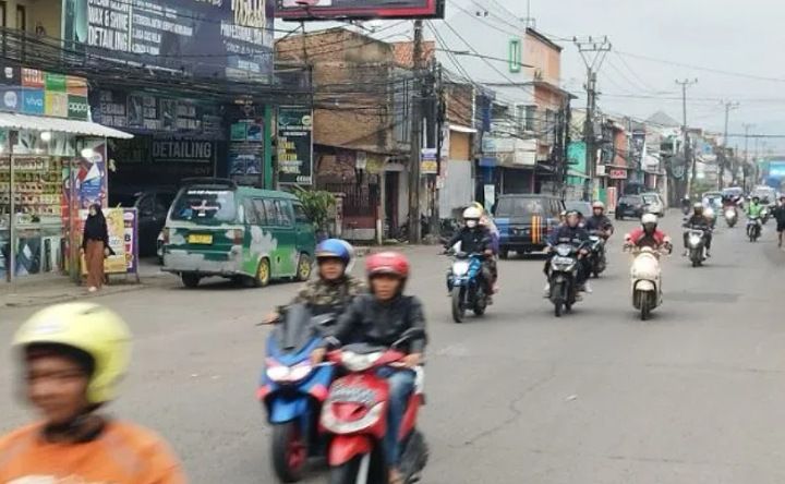 Jalan raya bojongsoang yang sudah disetujui untuk dibangun jalan layang.