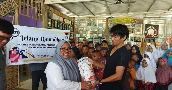 IJTI Kepri Gelar Kegiatan Bakti Sosial Jelang Ramadhan 1444 H, Bagikan Sembako di 5 Yayasan dan Panti Asuhan di Galang