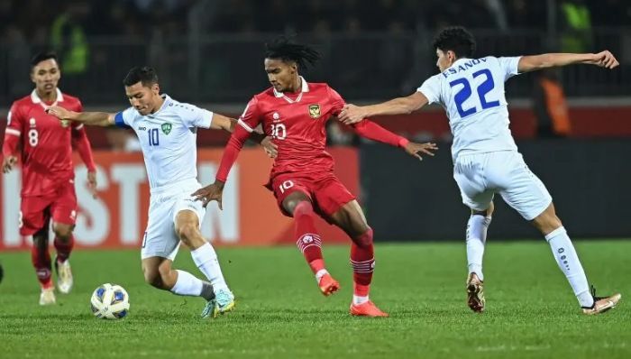 Ilustrasi - Timnas U-20 Indonesia saat menghadapi tuan rumah Uzbekistan laga terakhir Grup A Piala Asia U-20 di Stadion Istiqlol, Fergana, Uzbekistan, Selasa (7/3/2023). Serigala Putih akhirnya juara turnamen setelah taklukan Irak 1-0 di partai final.ANTARA FOTO/Sigid Kurniawan/tom.
