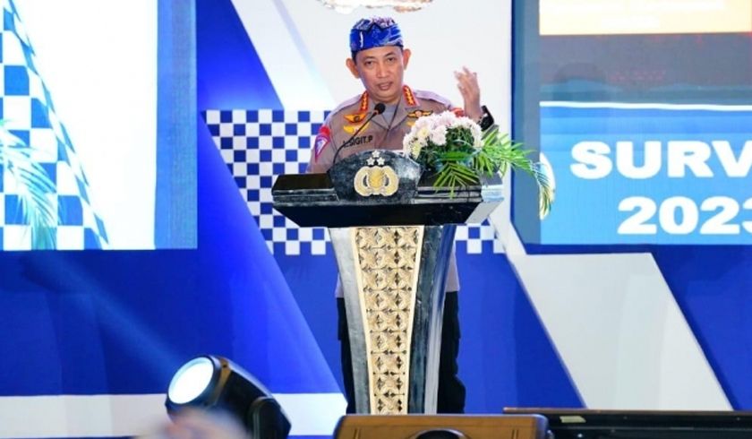 Kapolri Jenderal Listyo Sigit Prabowo saat memberikan arahan. Ia akan menindak tegas oknum polisi yang melakukan pungutan liar atau pungli/PMJ News