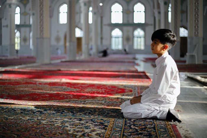 Khutbah Jumat terbaru bulan Ramadhan 24 Maret 2023 dengan tema pentingnya pendidikan agama sejak dini.
