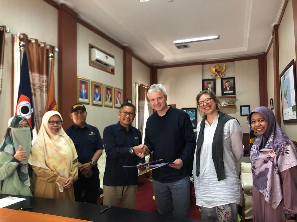 Pimpinan Fakultas Kehutanan (Fahutan) Universitas Tadulako (Untad) lakukan penandatanganan Letter of Agreement (LoA) bersama Department of Zoology State Museum of Natural History Stuttgart (Jerman), bertempat di Ruang Kerja Dekan.