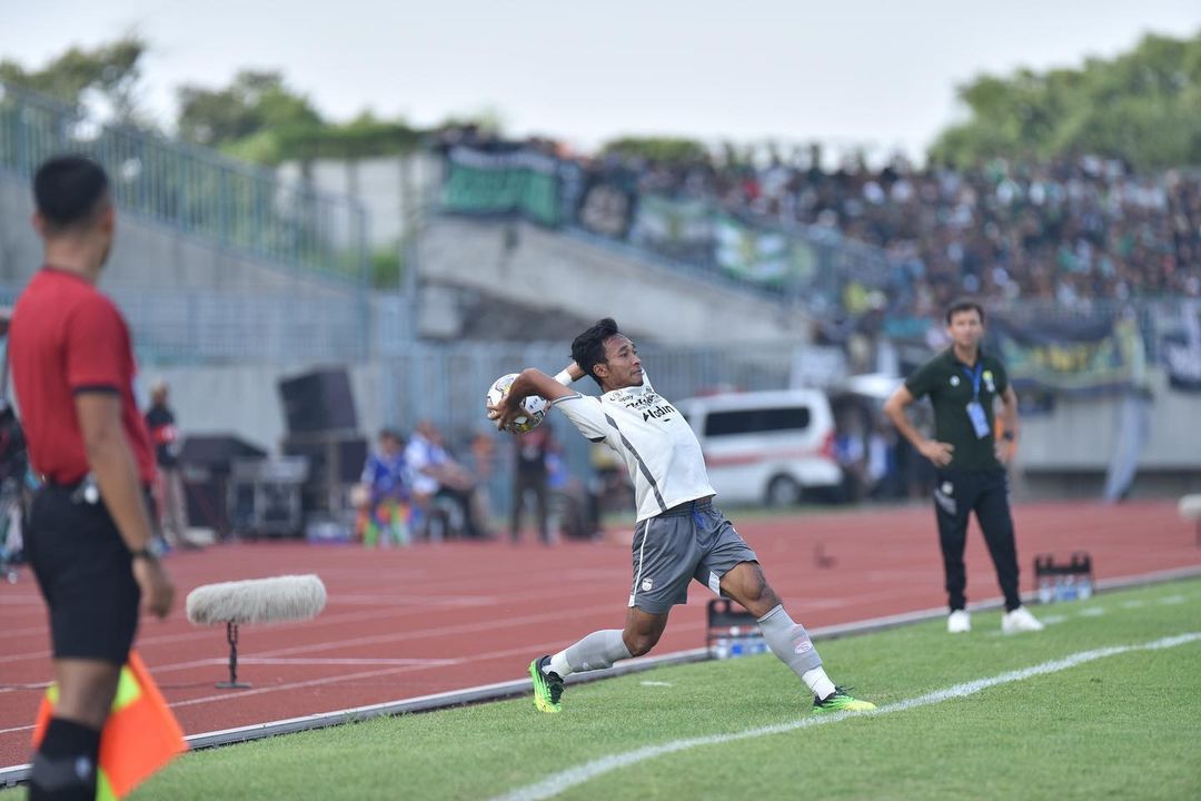Tanpa tiga gelandang andalannya, Persib bertekad mengalahkan Bhayangkara FC, Jumat 24 Maret 2023.