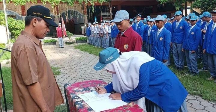 Ilustrasi SMK Negeri dan Swasta Terbaik di Kabupaten Banyuwangi, Akreditasi A Versi BANSM