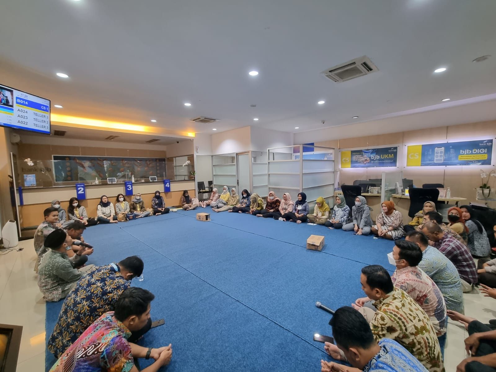 Gelar doa bersama untuk kemenangan Bandung bjb tanda mata yang lolos final proliga 2023