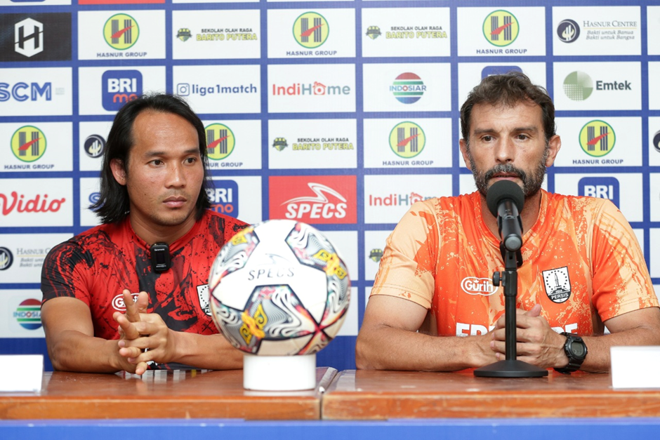 Pelatih Persis Solo Leonardo Medina menyampaikan bahwa timnya sudah menyiapkan taktikal jelang melawan PS Barito Putera. 