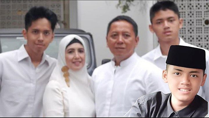 Akmal Alqifary beserta kakak dan orang tuanya. Bercita-cita menjadi ulama/Ade Advian Achmad/pritimnews/PRMN.
