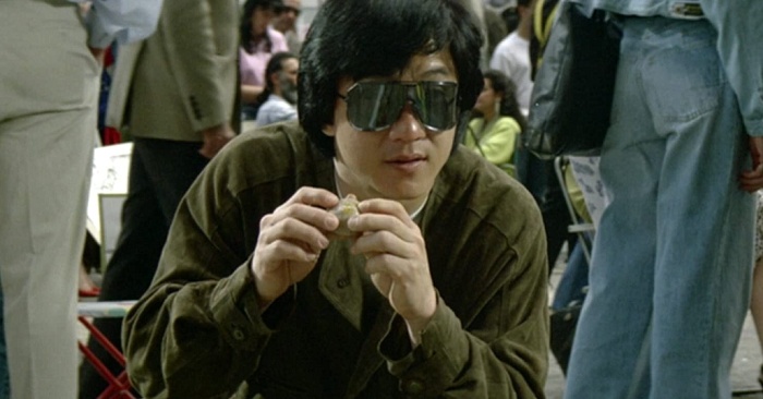 Jackie Chan  dalam Film  Operation Condor yang ditayangkan di Mega Film Asia INDOSIAR malam ini. 