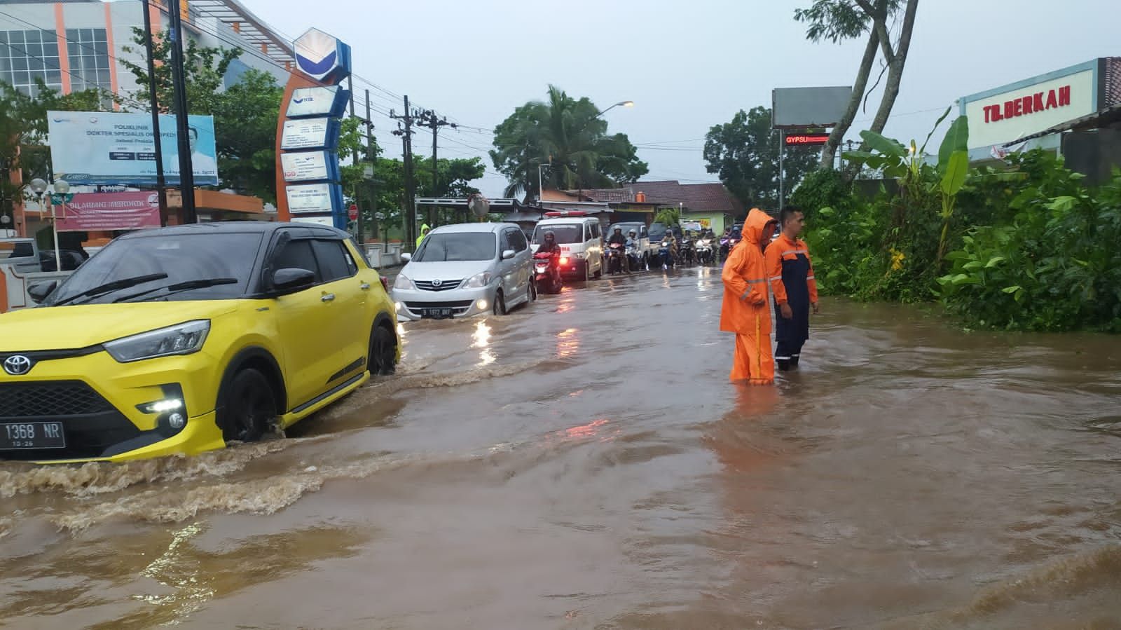 Sejumlah Wilayah di Purbalingga Terendam Banjir Akibat Hujan Deras, Senin 20 Maret 2023.