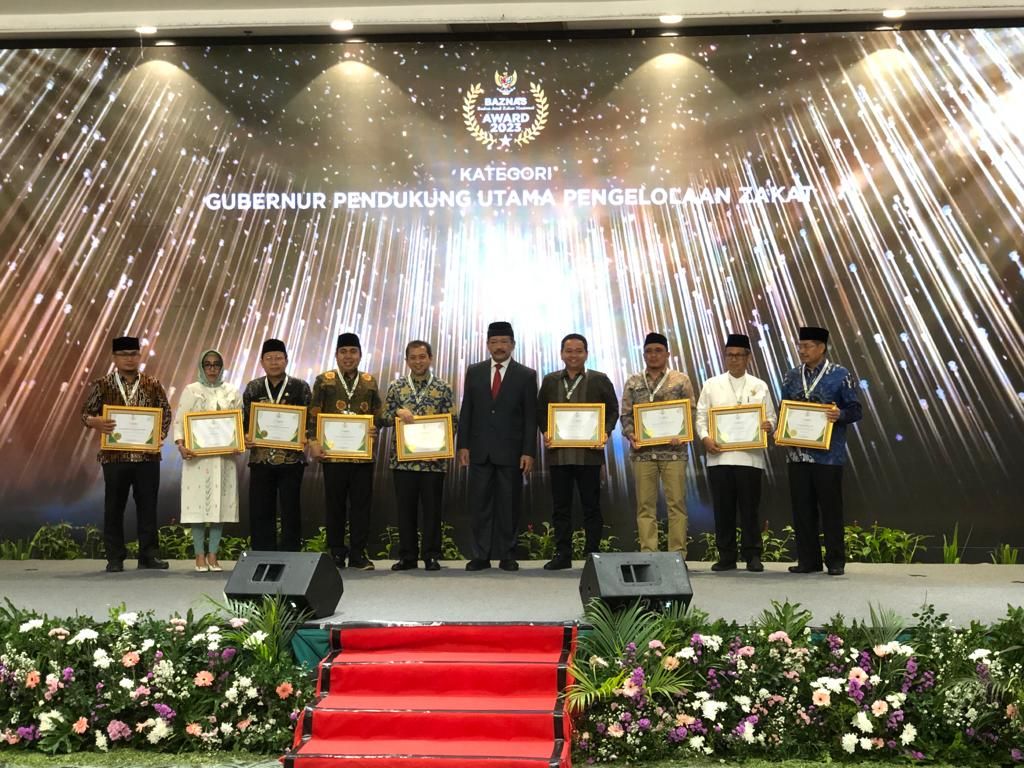 Anugerah ini diserahkan oleh Ketua BAZNAS Pusat, Prof. Noor Achmad, kepada Asisten I Setda Provinsi Bengkulu, Khairil Anwar, di Jakarta pada 21 Maret 2023.