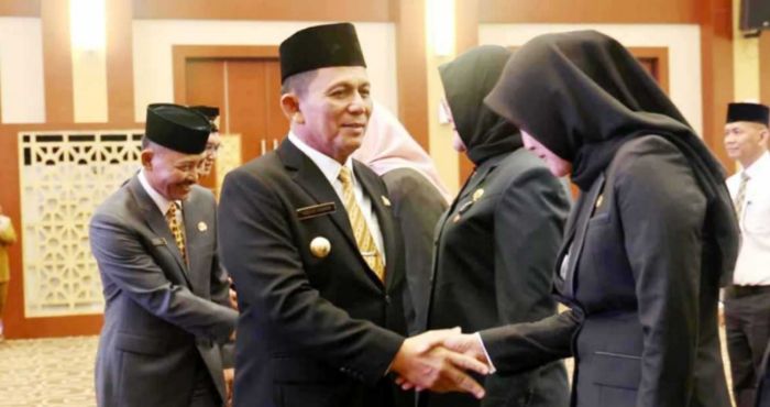 Gubernur Kepri Ansar Ahmad Lantik Syakyakirti, Ini Jabatannya