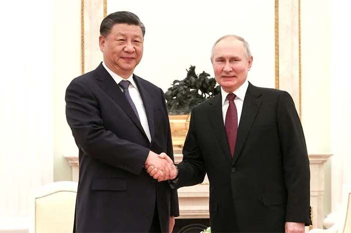 Presiden Rusia Vladimir Putin dan Presiden Cina Xi Jinping menghadiri pertemuan di Kremlin di Moskow, Rusia, 20 Maret 2023.