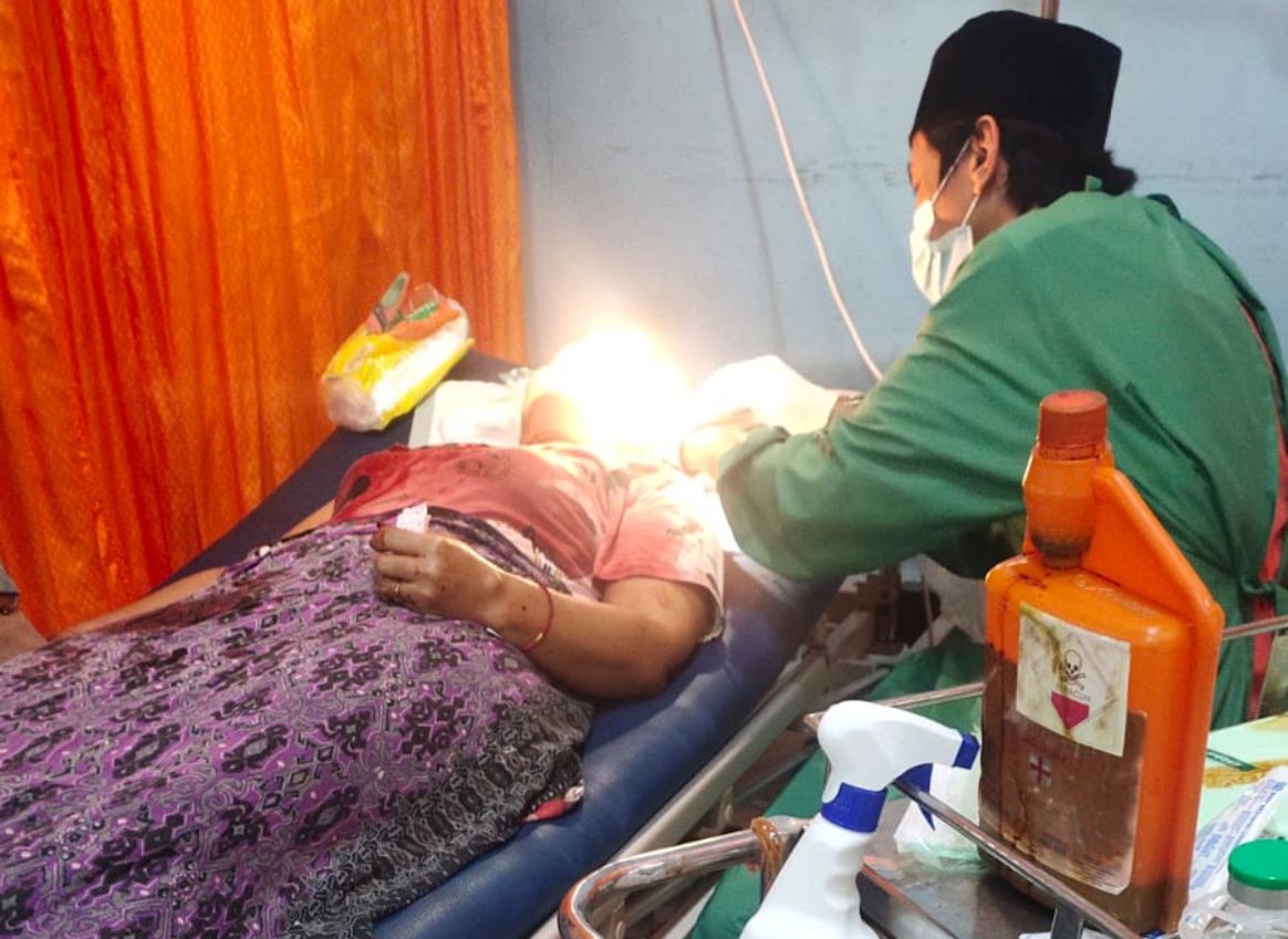 Korban pembacokan di Segedong  sedang mendapatkan perawatan di Rumah Sakit Dr. Rubini Mempawah