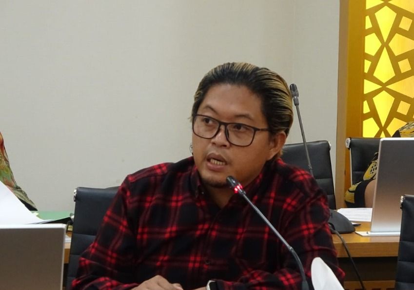 Dr Raden Stevanus, anggota DPRD DIY yang menanggapi statemen Menko Kemaritiman dan Investasi Luhut Panjaitan.