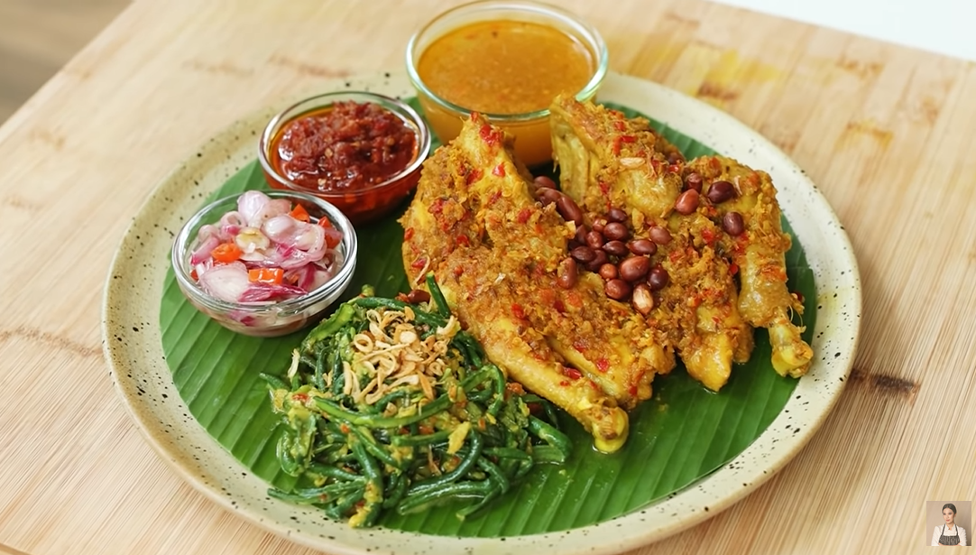 Resep ayam betutu khas Bali dibuat ala rumahan untuk menu buka puasa