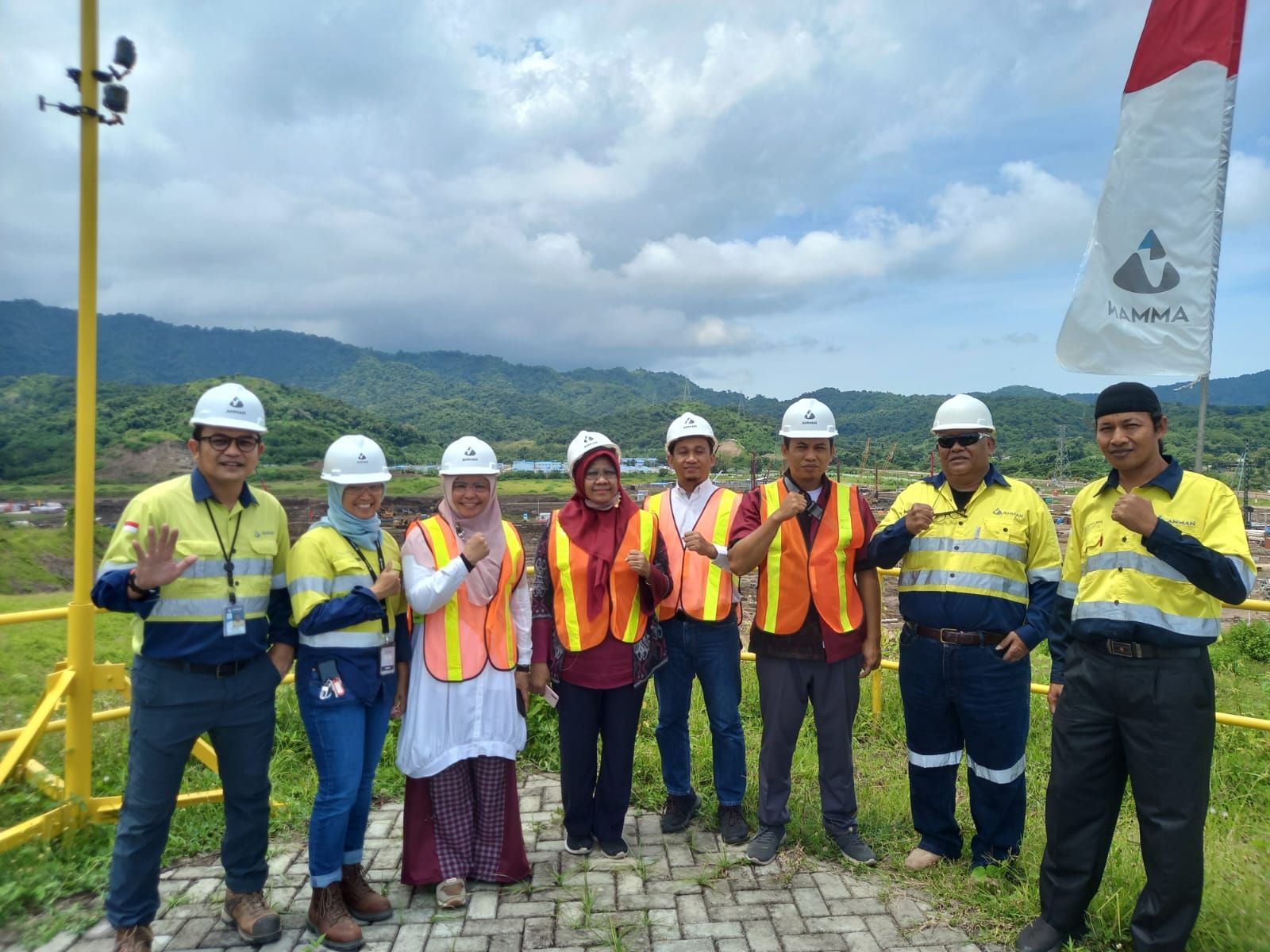 Tim Dinas Perindustrian NTB melakukan Diskusi, Visitasi dan Pemantauan Pembangunan Smelter PT AMMAN