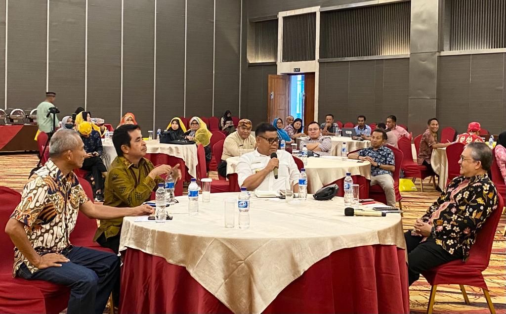 Rapat Koordinasi Antarinstansi dalam rangka Implementasi Model Pelindungan Bahasa Daerah di Hotel Best Western Palu, Sulawesi Tengah, pada Kamis (16/03).