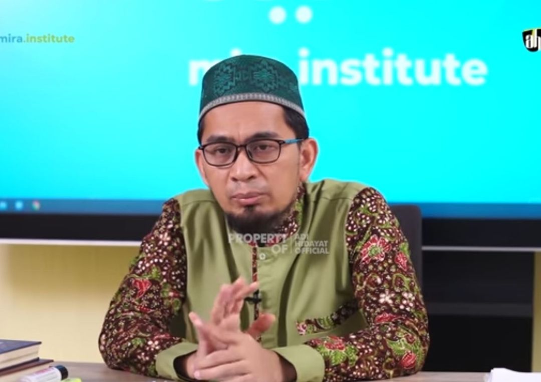Hukumnya bagi wanita melakukan sholat Tarawih di Masjid, ada tiga syarat, Ustadz Adi Hidayat