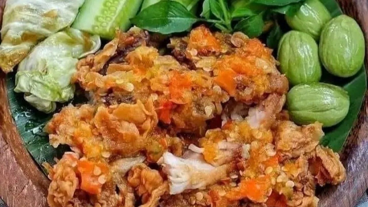 ayam geprek bisa menjadi menu sahur saat bulan Ramadhan