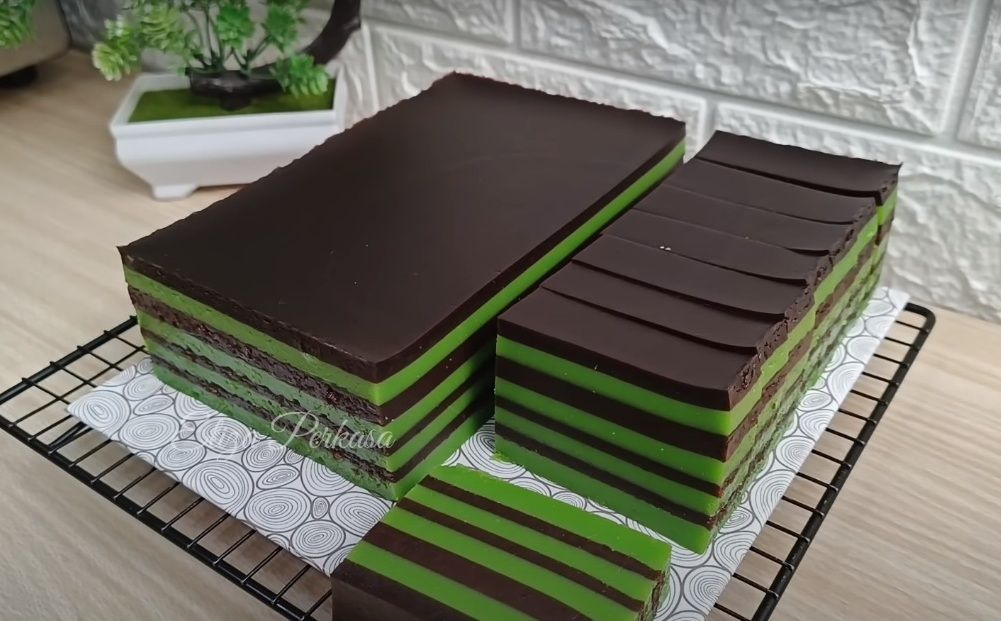  Ide bisnis jualan kue di bulan puasa./ tangkapan layar Youtube Eliza Perkasa