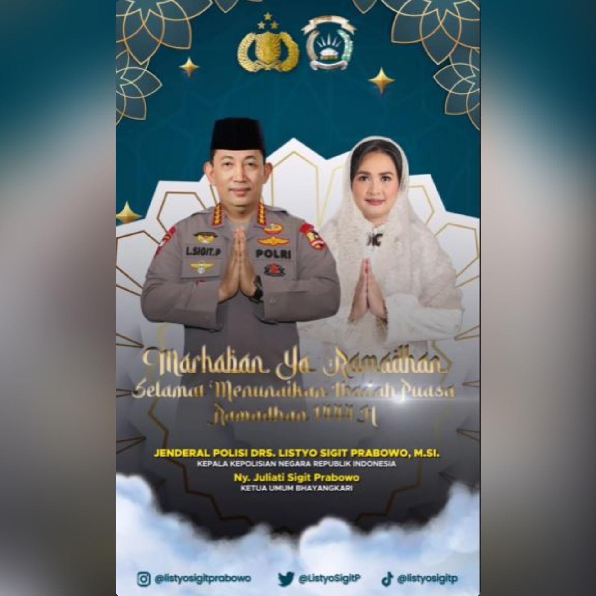 Kapolri Jenderal Listyo Sigit Prabowo bersama  Ketua Umum Bhayangkari Juliati Sigit Menyampaikan Selamat menjalani ibadah puasa di bulan Ramadhan, kepada seluruh umat Islam /photo Humas Polri.