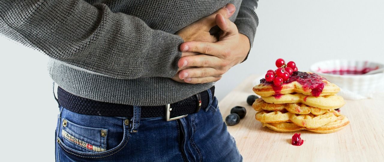 6 Tips Aman Puasa Bagi Penderita Asam Lambung Naik: Salah Satunya Makan dengan Porsi Kecil?