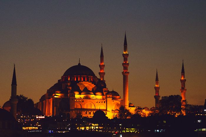 Jadwal imsakiyah dan sholat untuk Yogyakarta di hari kedua Ramadhan