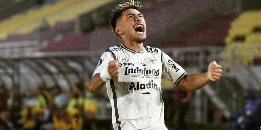 Profil pemain Persib Bandung Daisuke Sato.*/Tangkapan Layar Instagram/@daisukeseto11