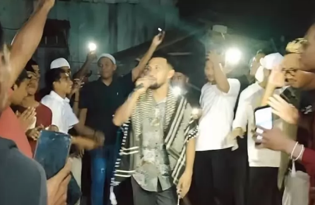 Lirik Lagu 'Dendang Sahur Siti Fatimah Ya Allah' kembali Jadi Viral di TikTok!/Tangkapan Layar/TikTok