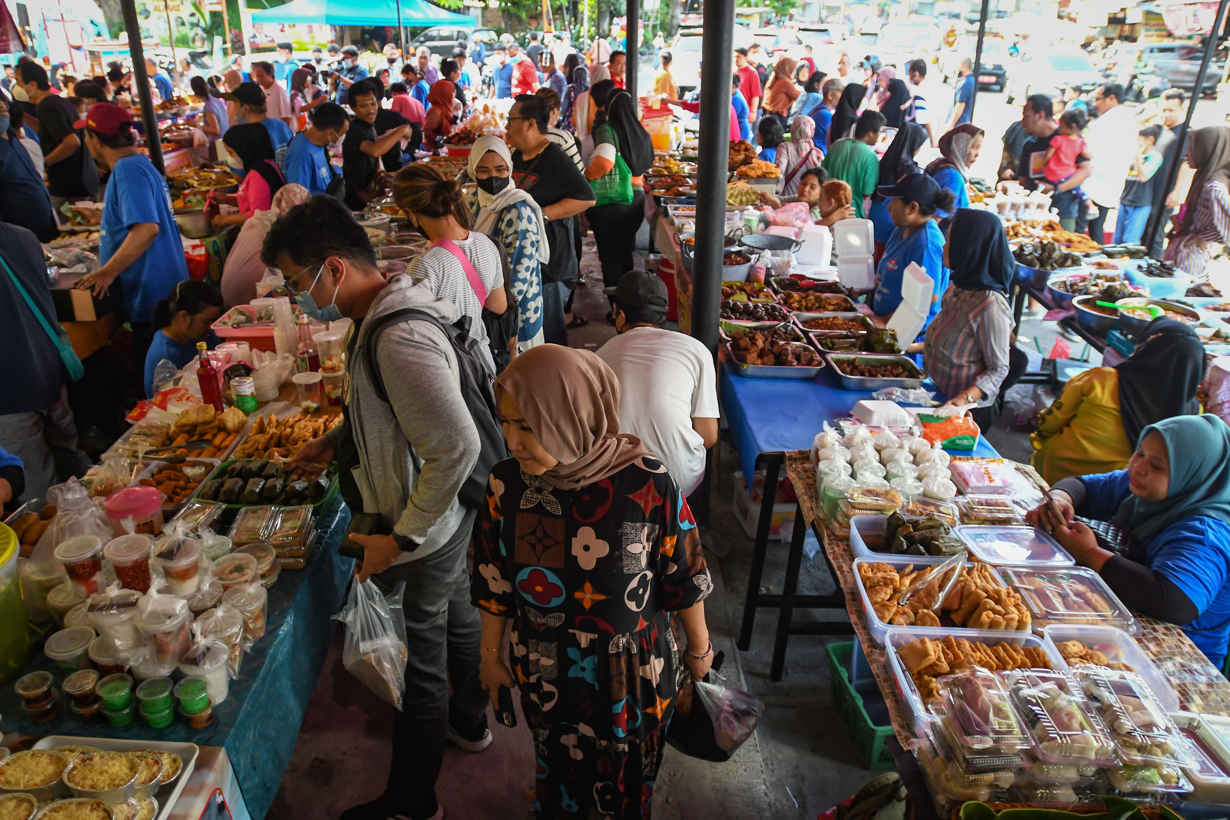 Ilustrasi - Pasar Ramadhan Gang Mayong 