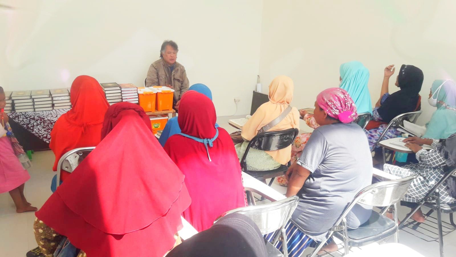 Kampung KB CoE Semarak Karya mengedukasi perempuan lansia