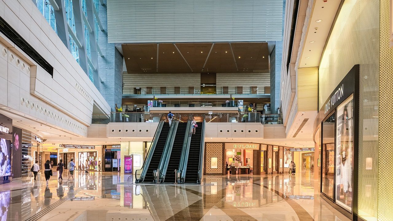 3 Mall Mewah dan Terlengkap di Jember yang Memanjakan Pecinta Diskon! Temukan Potongan Harga Hingga 70%!