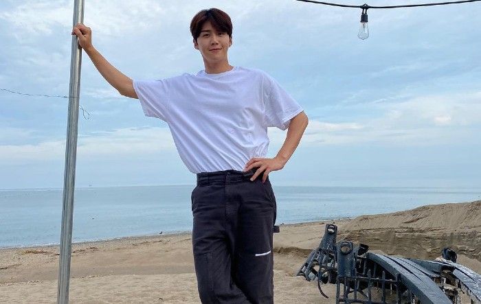 Dibuka hari ini, Senin, 27 Maret 2023, cek link pemesanan tiket fan meeting Kim Seon Ho di Jakarta pada 3 Juni 2023.