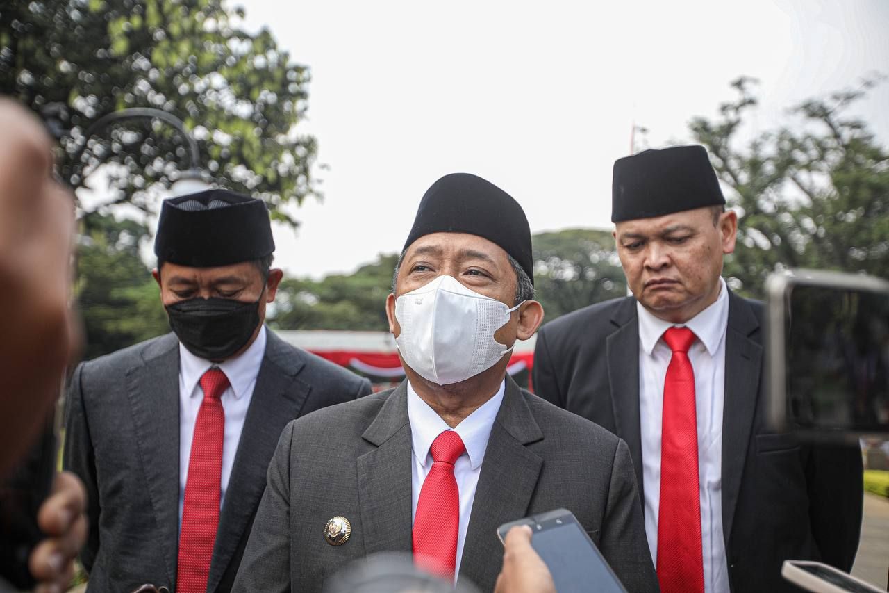 Wali Kota Bandung Yana Mulyana tanggapi larangan Presiden Jokowi soal bukber Kepala Daerah.