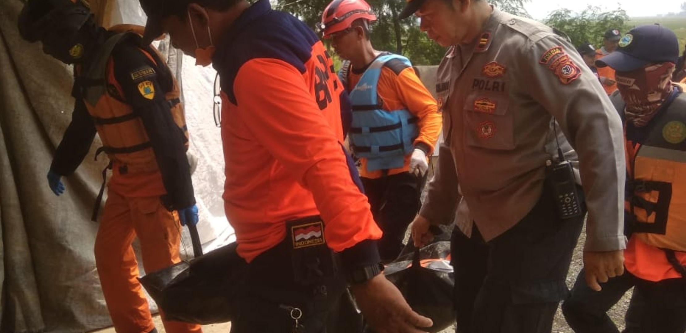 Tim SAR berhasil evakuasi korban tenggelam di Karawang