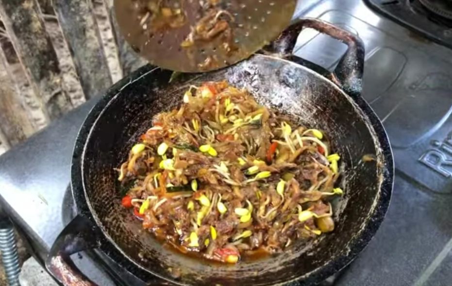 Sambal ikan klotok atau ikan asin sebagai rekomendasi buka puasa