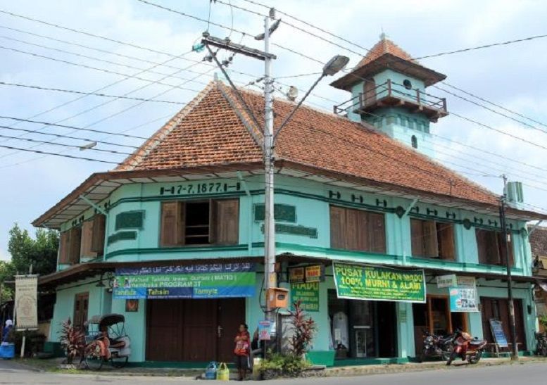 Langgar Merdeka di Kota Solo, Jawa Tengah. Musala yang dulunya toko ganja.