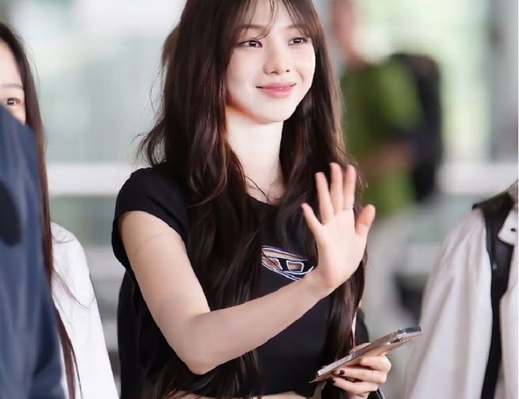 Karina dan Taeyeon Girls’ Generation/koreaboo.com/