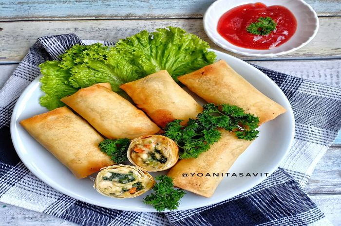 lumpia ayam buat cemilan spesial Ramadhan