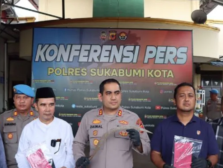 Kapolres Sukabumi Kota AKBP SY Zainal Abidin dalam konferensi pers kasus pembacokan pelajar di Sukabumi, Jawa Barat. 