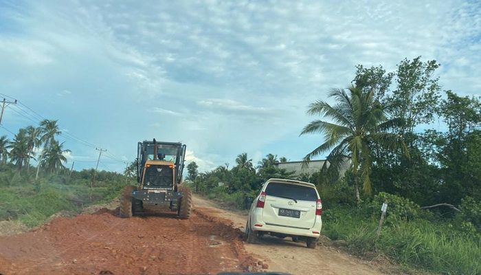 Aktifitas peningkatan jalan poros provinsi, Siduk-Sukadana