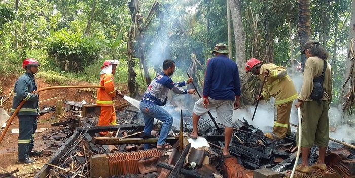 Kebakaran di Kecamatan Cisaga, Kabupaten Ciamis, Sabtu, 25 Maret 2023*/kabar-priangan.com/Dok. Tagana Ciamis