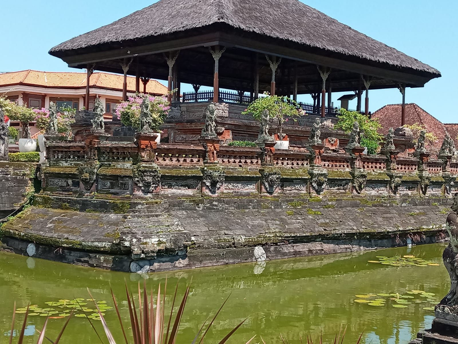 Objek wisata Kertha Gosa di Klungkung.