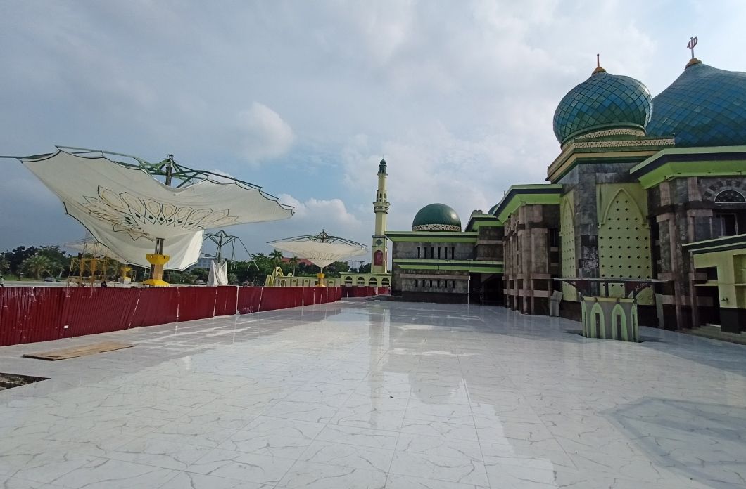 Penampakan payung-payung elektrik 42 Milyar Masjid An Nur Pekanbaru