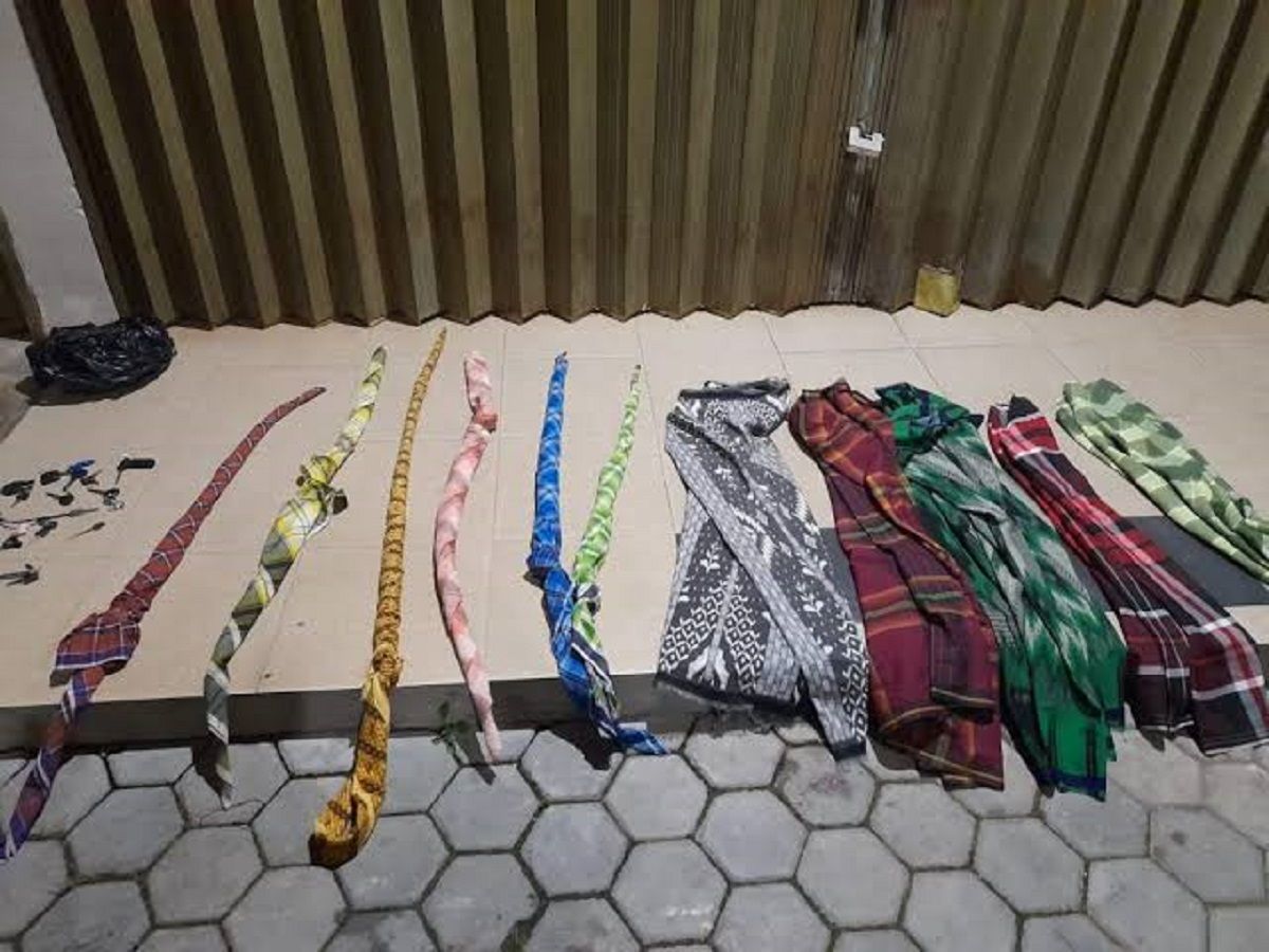 Sarung yang sudah dimodifikasi untuk digunakan perang sarung.