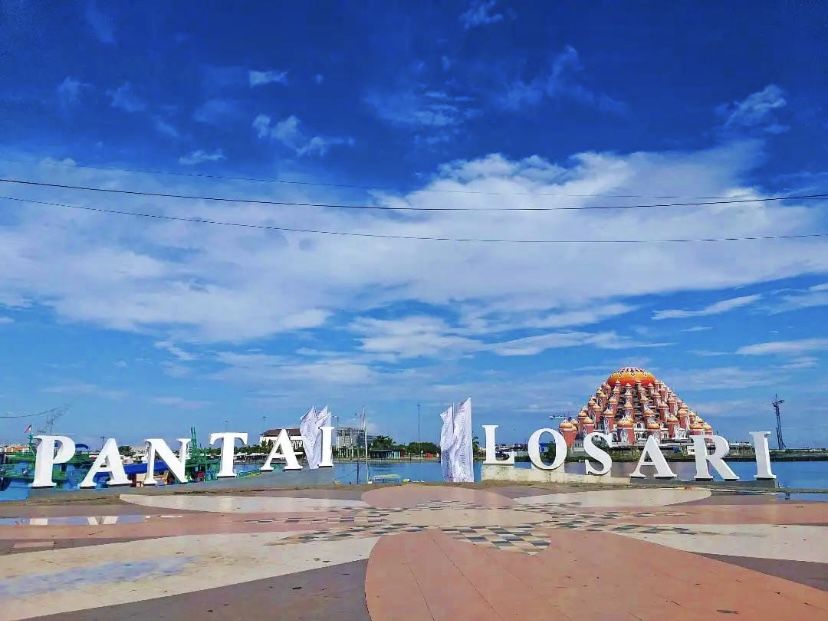 Pantai Losari/Instagram/@yunikartikasrs