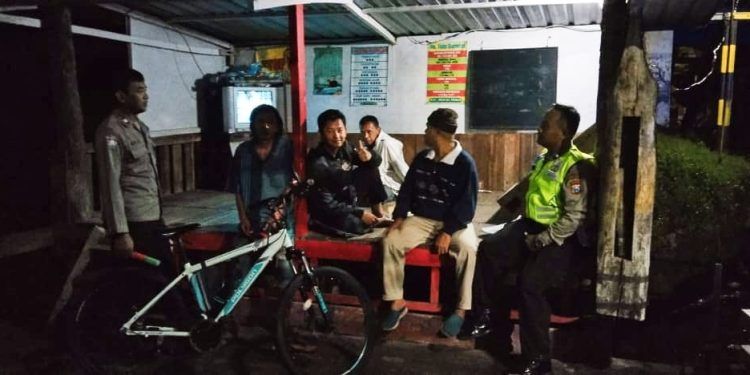 Bulan Ramadhan, Polsek Nganjuk Kota Gencarkan Patroli Sahur