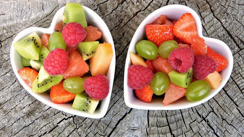 Ilustrasi  buah-buahan 
