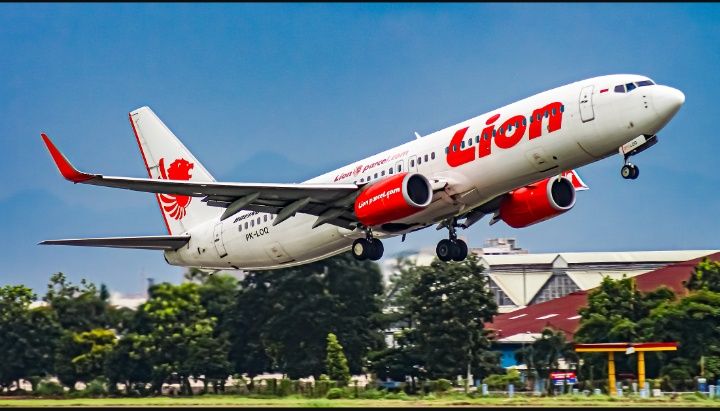 Rute penerbangan Lion Air Tarakan-Surabaya tanpa transit dibuka kembali jelang Lebaran 2023.