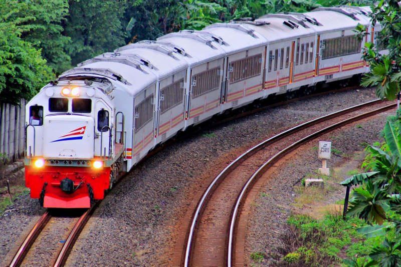 Ilustrasi ibu dan anak tewas mengenaskan ditabrak kereta api di Cikarang TImur, Bekasi